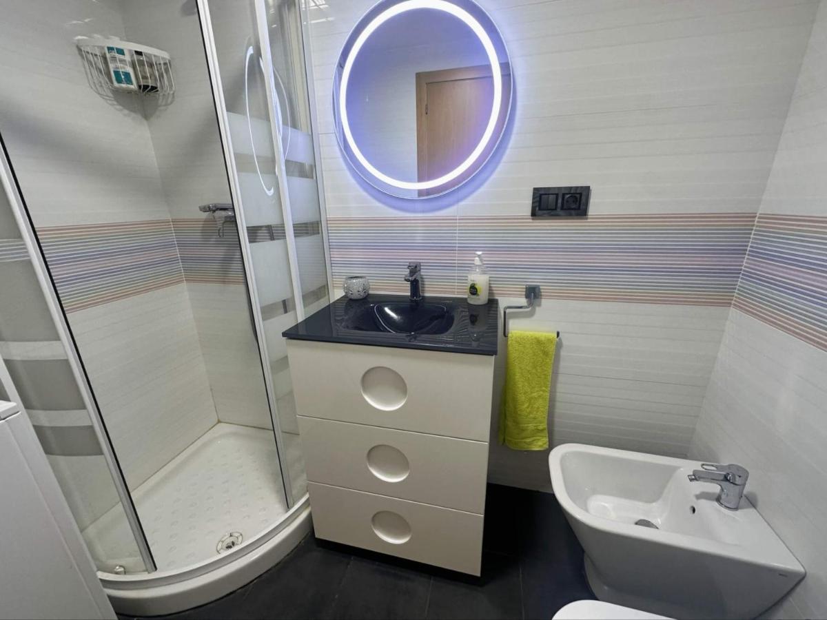 베니카씸 Piso A Pie De Playa Con Piscina Y Vistas Al Mar 아파트 외부 사진